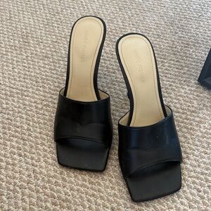 Marc Fisher Black Women's Kitten Heel